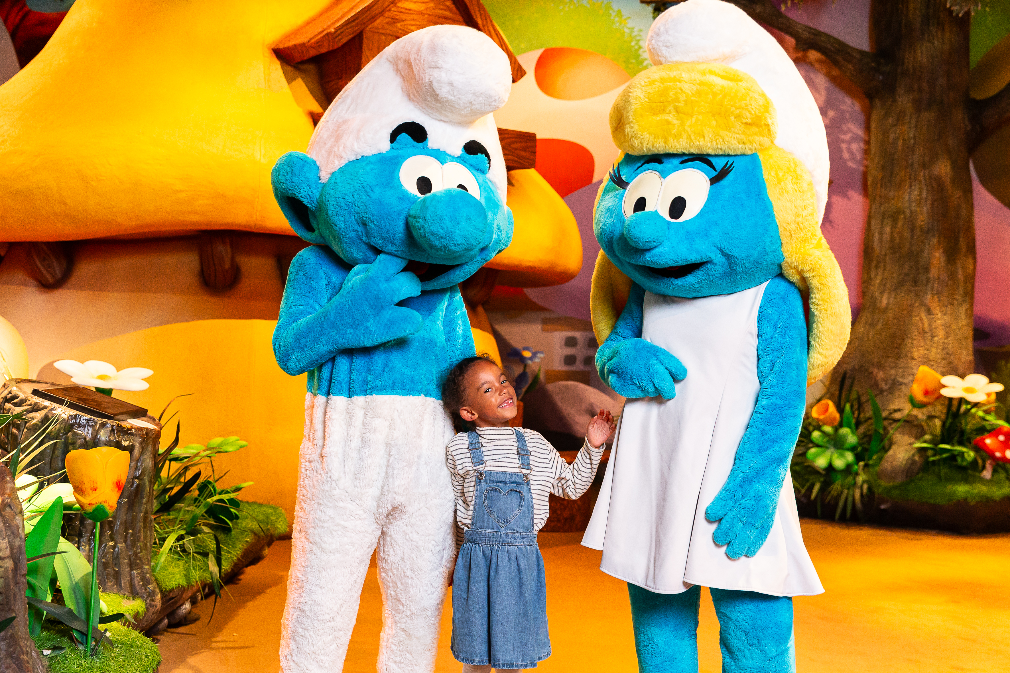 The Smurf Experience - Mascots