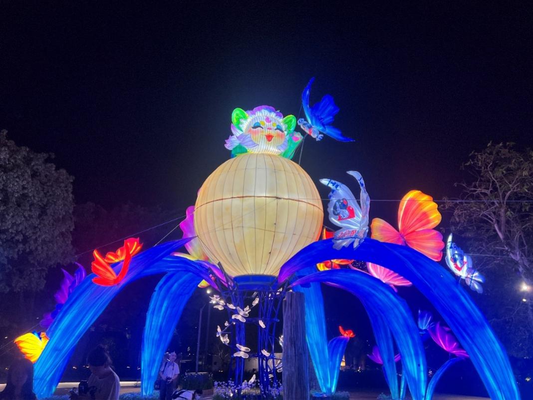 White Rabbit Lights Up Singapore Mid-Autumn Festival at Gardens by the Bay