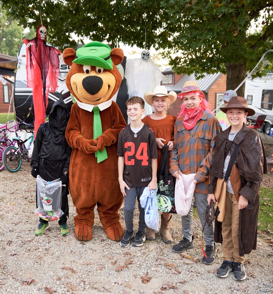 Fun Hiking Games for the Kids - Jellystone Park