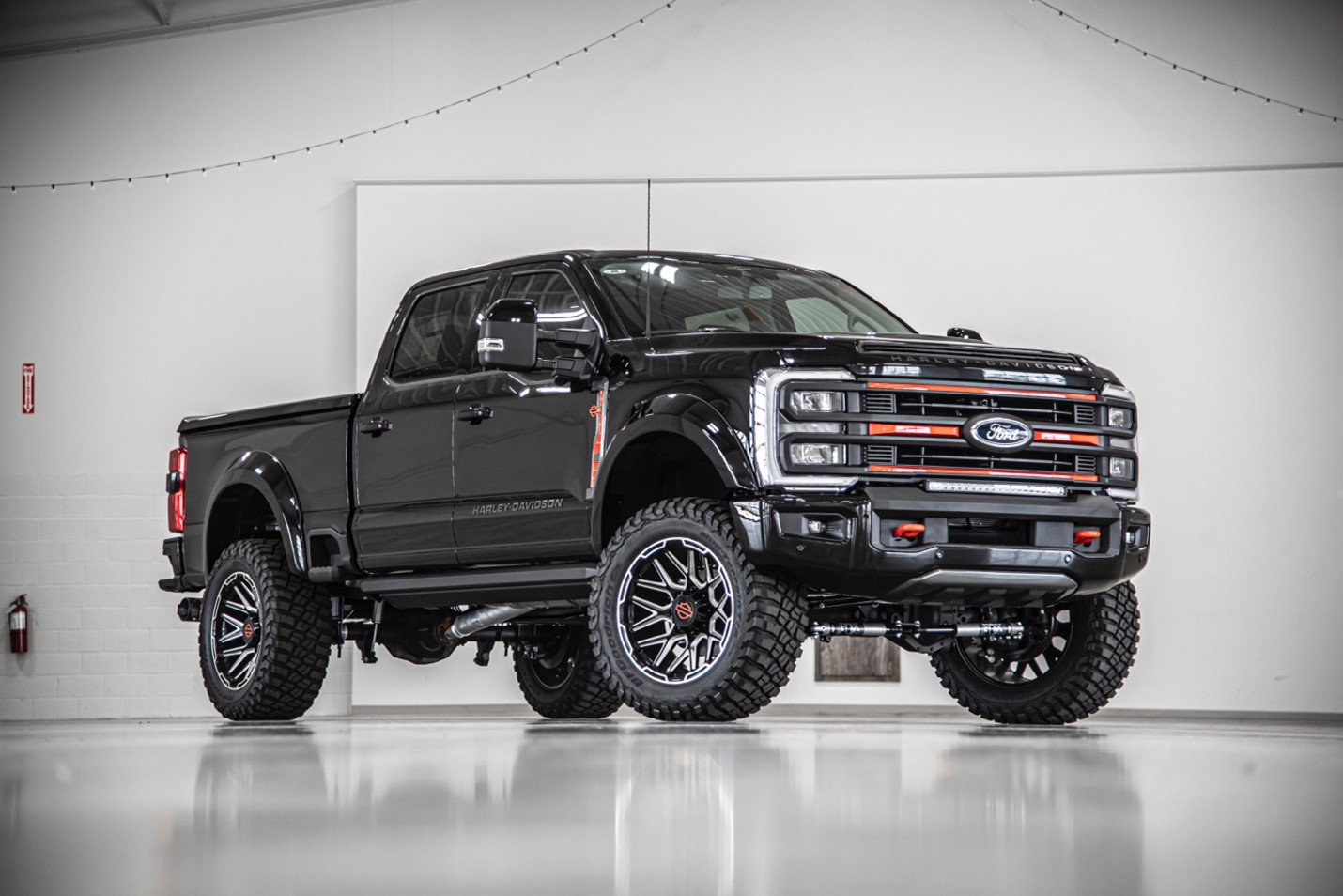 Harley-Davidson Ford F-250