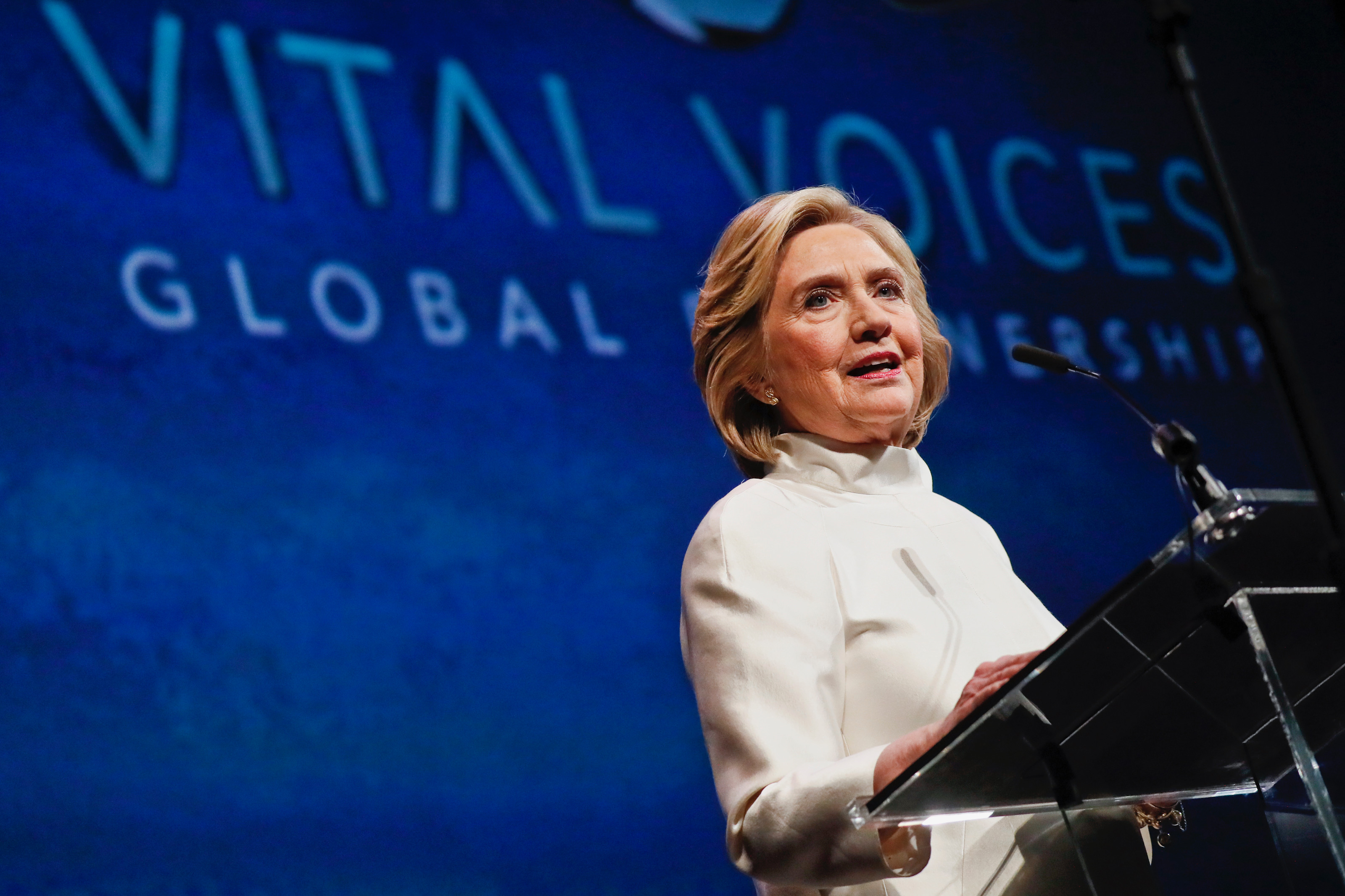 Secretary Hillary Clinton offered final remarks for the evening, celebrating the contribution of women leaders around the world. 