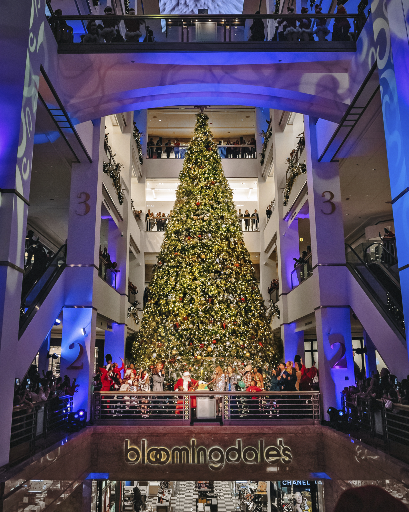 900 North Michigan Shops' 54-Foot-Tall Christmas Tree