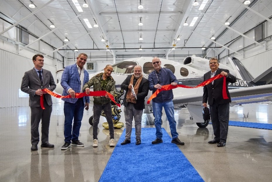 Flewber Global Inc. Acquires First Cirrus Vision Jet