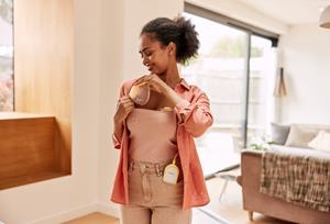Each Hands-free Collection Cup weighs 2.7 oz (76 grams), and the full system (pump and cups) weighs less than 1 pound (450g), making it one of the lightest in-bra systems in the market today. Designed to work with Medela’s award-winning Freestyle breast pump, the pump stays in your pocket, so it doesn’t weigh on the breast. The collection cups are compatible with pumping bras such as Medela’s 3-in-1 Nursing & Pumping Bra, which features full drop-down bra cups for nursing and front access for pumping milk.