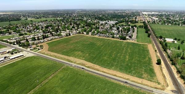 The True Life Companies (TTLC) has recently closed on the sale of 69 homesites to KB Home in the community of Galt, CA, a southern suburb of Sacramento. KB Home, one of the country’s largest and most respected public home builders, plans to build much-needed attainable housing on the 16-acre parcel.