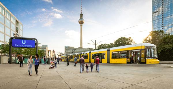 Von Bombardier gebaute Straßenbahn FLEXITY Berlin
