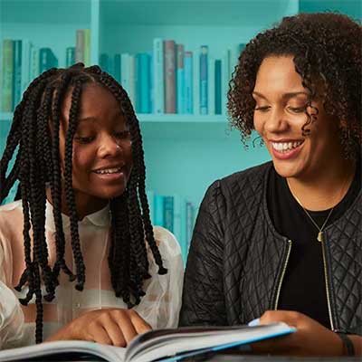 girls-reading-400px (1)
