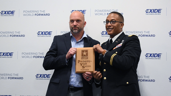 Mike Judd, Chief Operations Officer and U.S. Army Lieutenant Commander Frederick Parker signed the partnership agreement between Exide Technologies and the U.S. Army to support the U.S. Army Partnership for Youth Success recruiting program.
