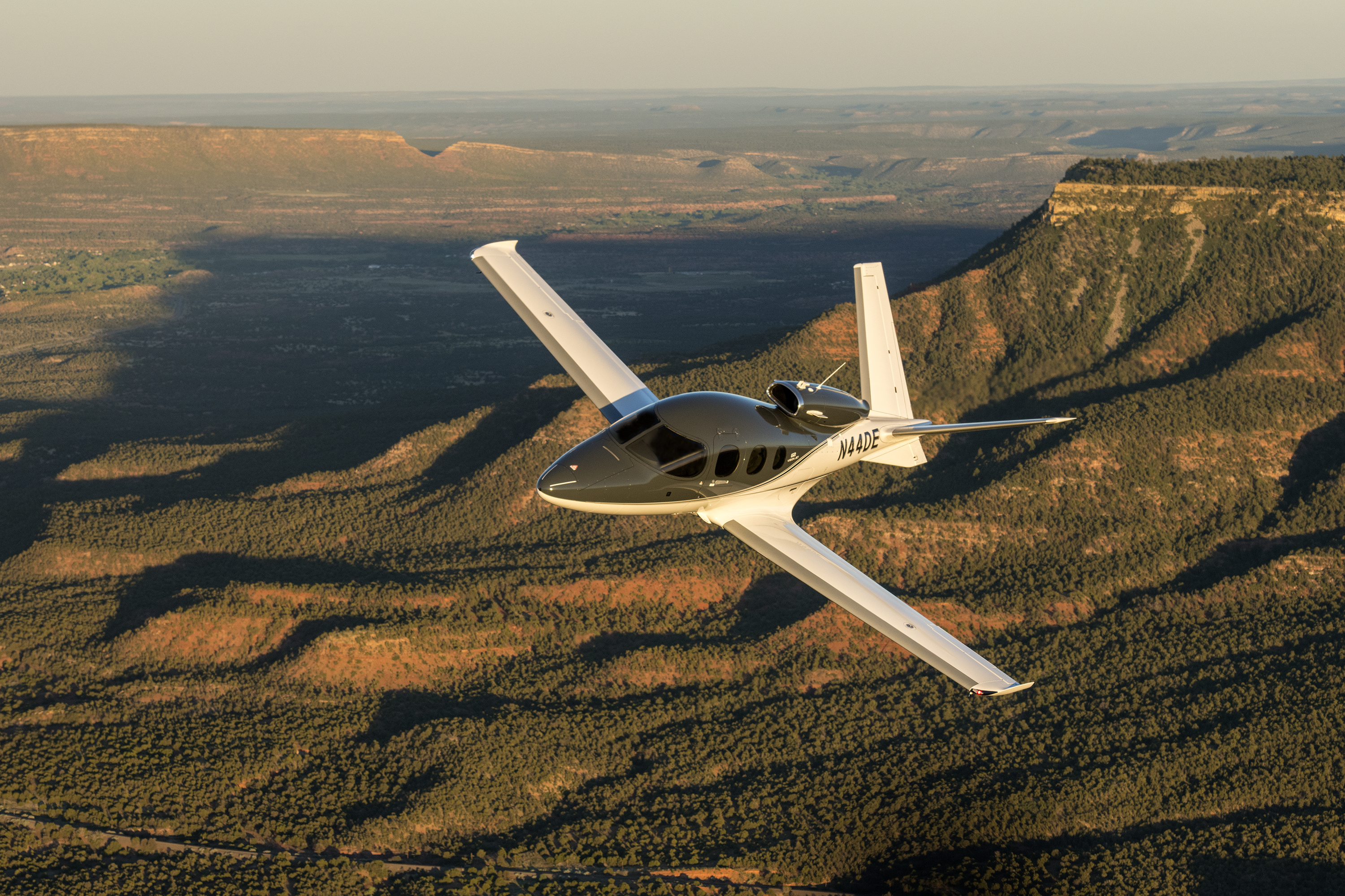The Vision Jet, with both Safe Return and the award-winning Cirrus Airframe Parachute System® (CAPS®), provides a comprehensive, must-have total safety solution unique to G2 Vision Jet operators. 
