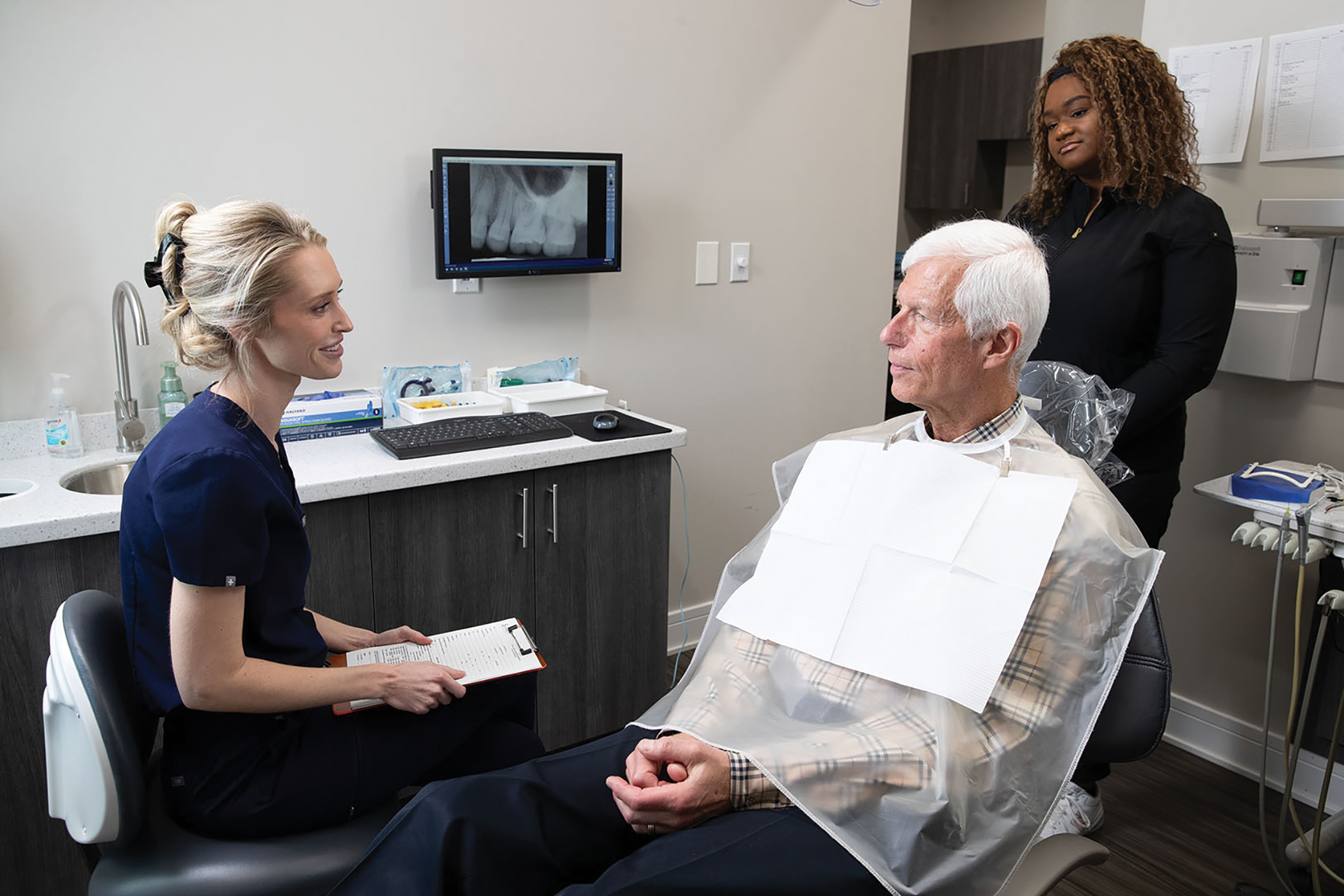 4 Endodontist-Approved Tips to Help Save Your Natural Teeth