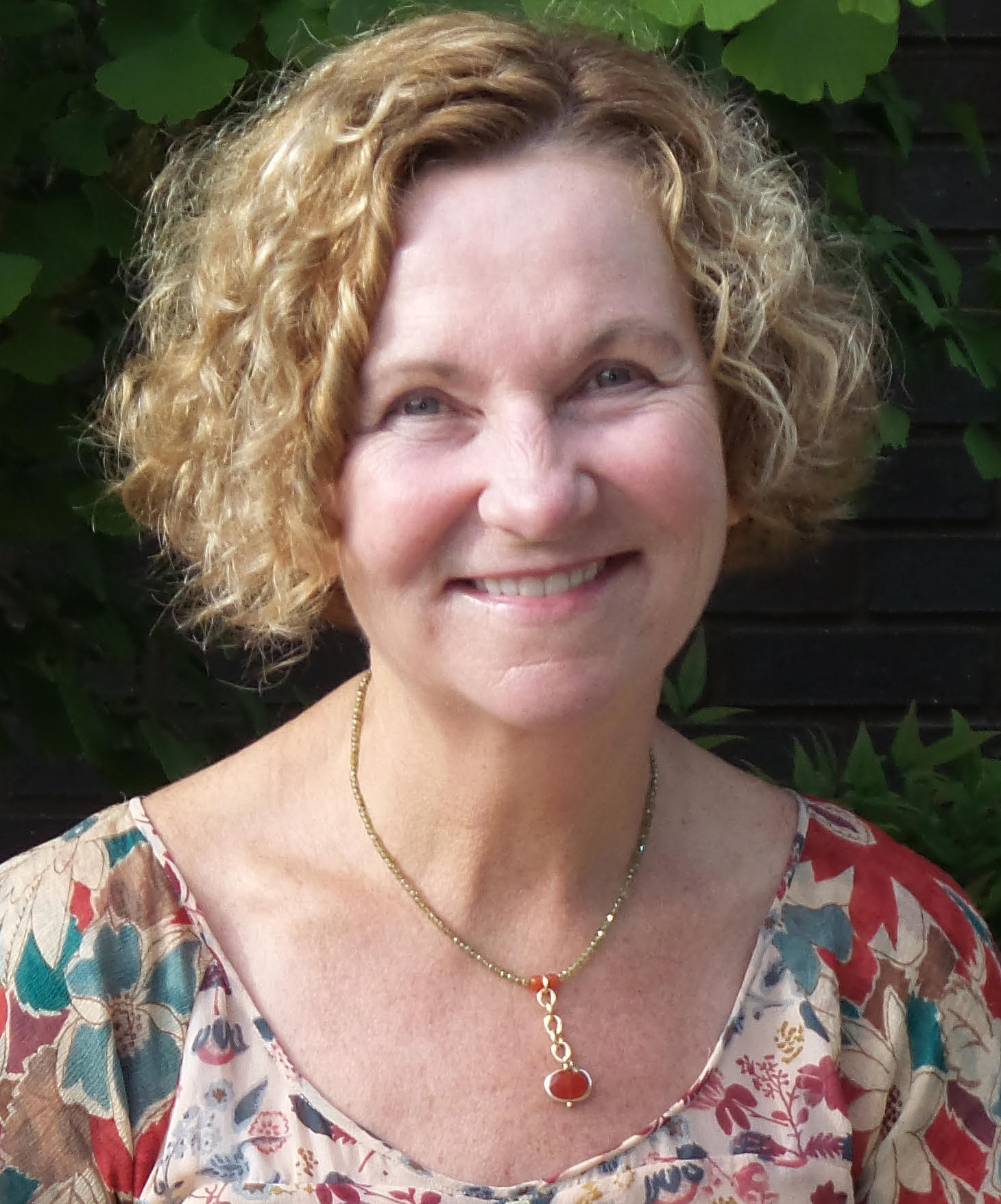 Betty Lou Morrow Headshot Cropped