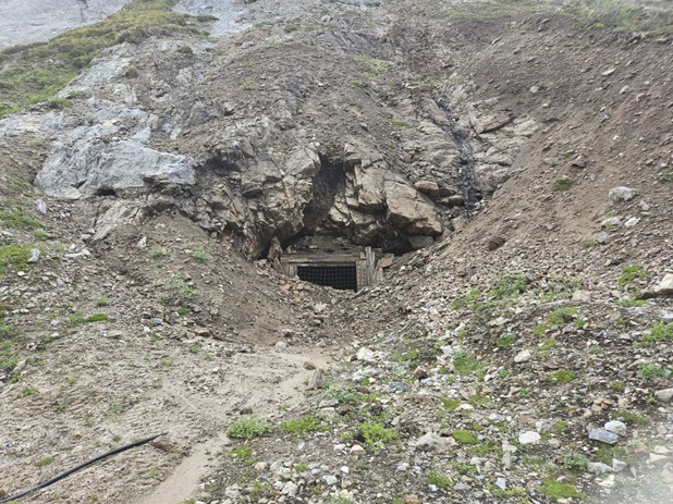 A secured historical Adit located within the Magno project