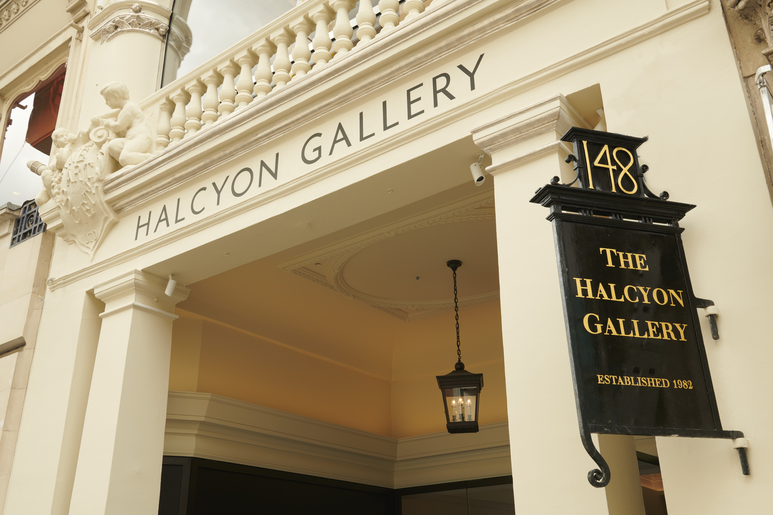 Halcyon Gallery celebrates 40th anniversary and launches