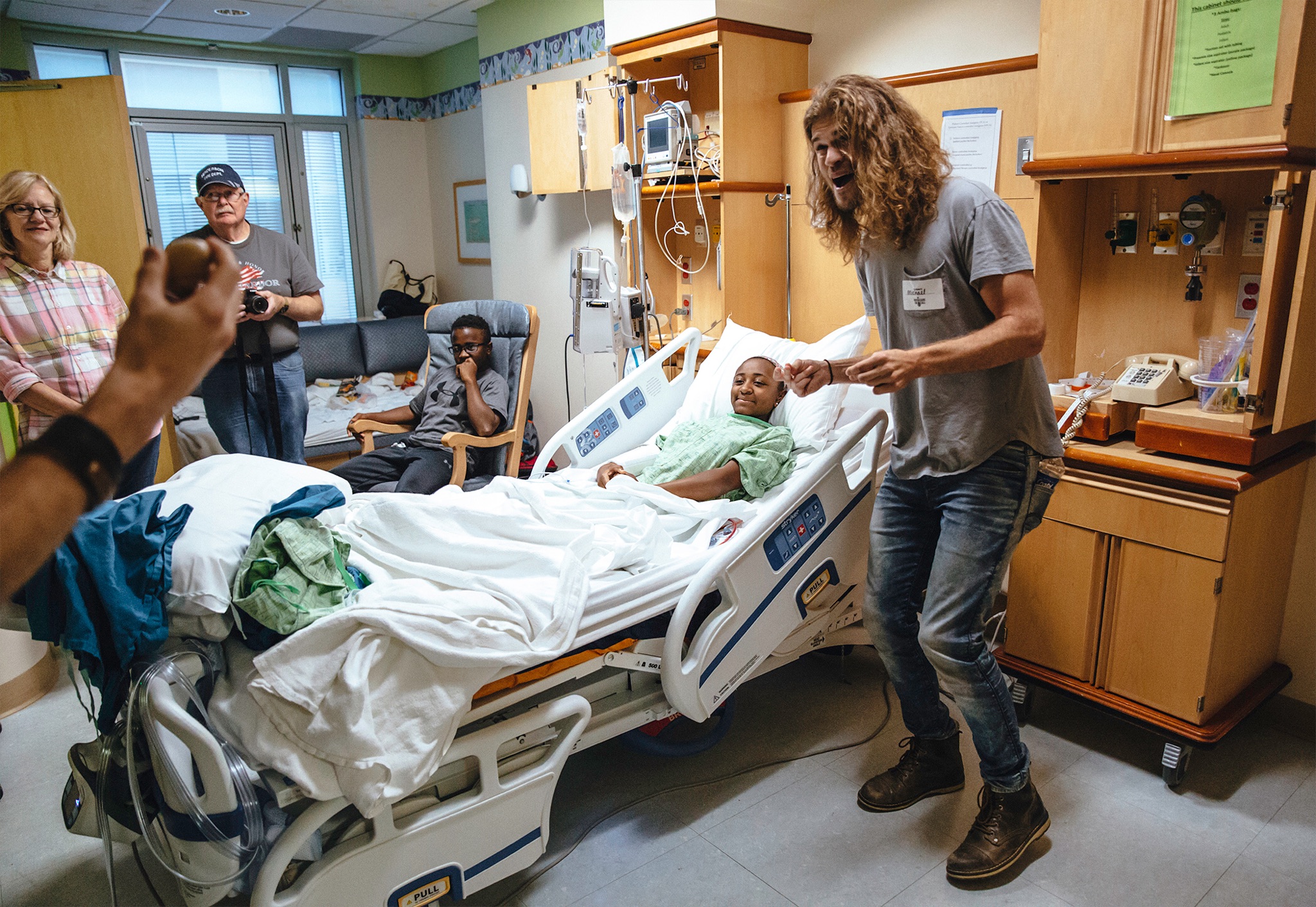 Volunteer Musicians perform for patients, families and caregivers during the Musicians On Call Bedside program.