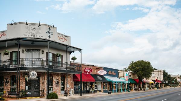 Explore Boerne's award-winning historic Hill Country Mile