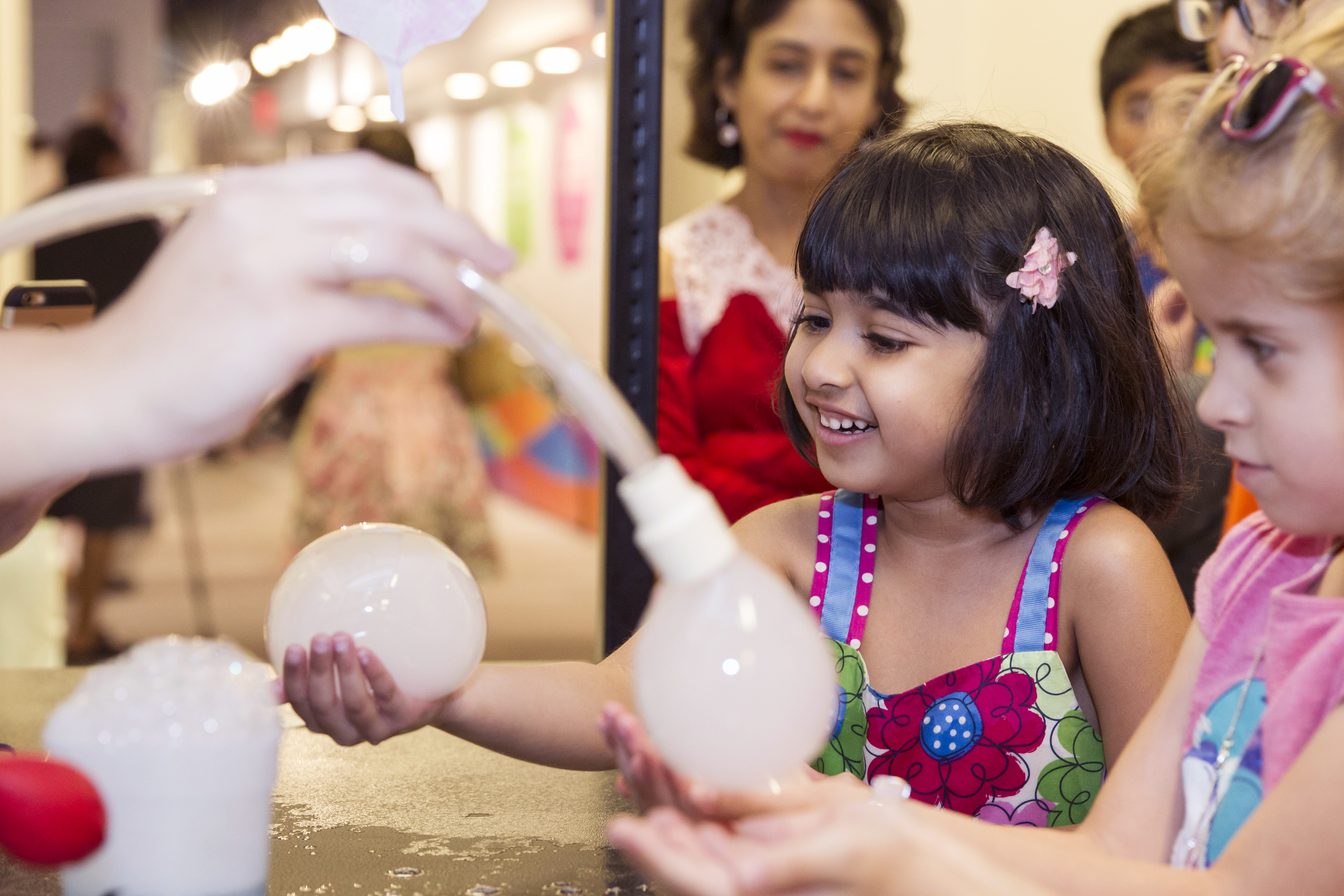 Many of the Cultural Council for Palm Beach County’s cultural partners, like the South Florida Science Center & Aquarium, are offering an exciting lineup of summer camp experiences in person and via Zoom, for those who prefer to stay home.