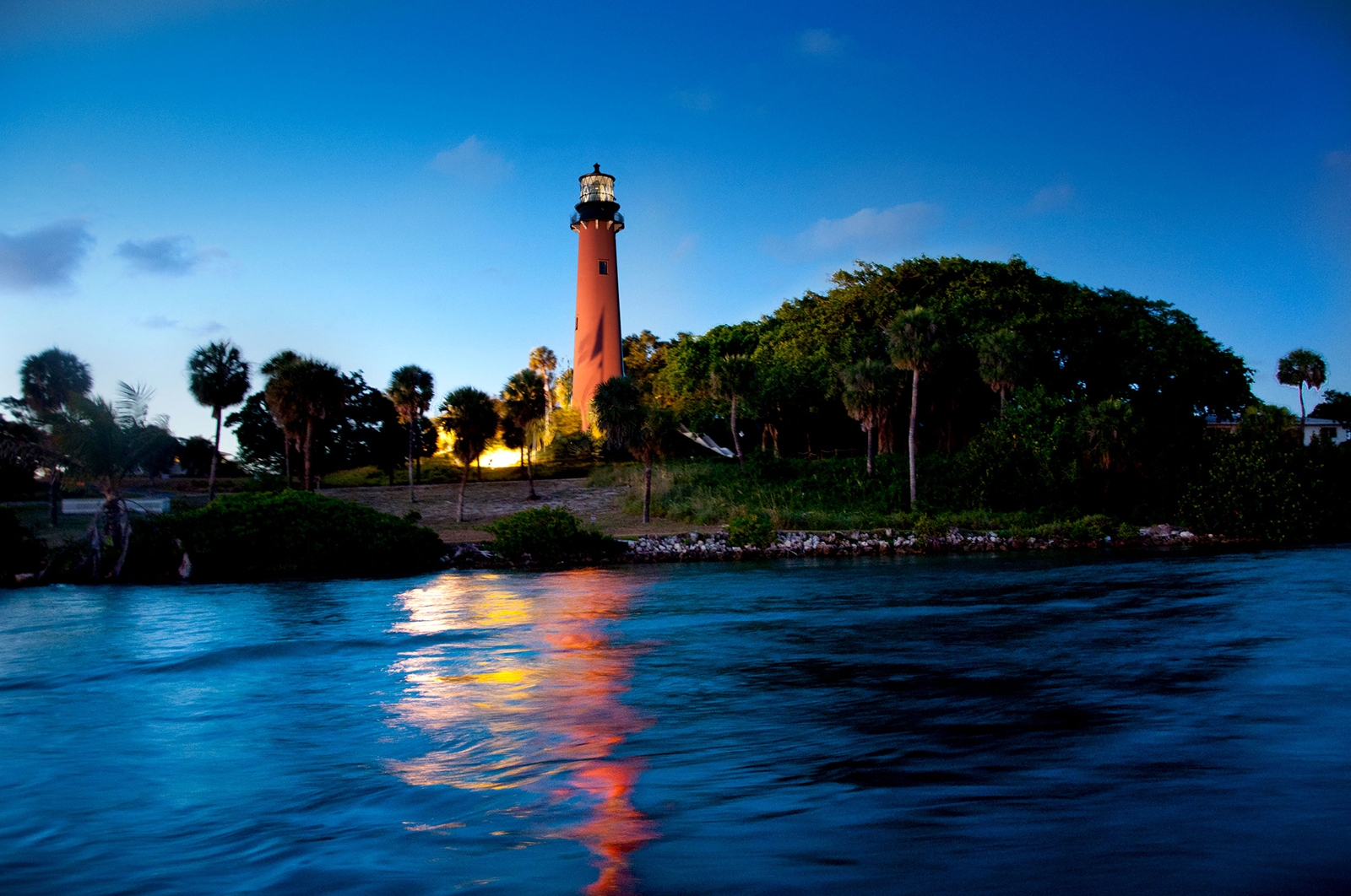 Enjoy a wide variety of cultural experiences this fall in The Palm Beaches, Florida's Cultural Capital. Photo courtesy of the Jupiter Inlet Lighthouse & Museum.