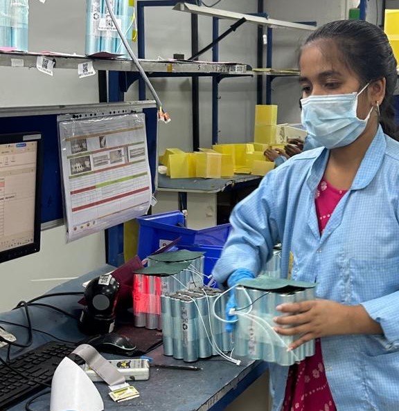 Customer performing QC checks on MBAK components (MBAK QC checks)