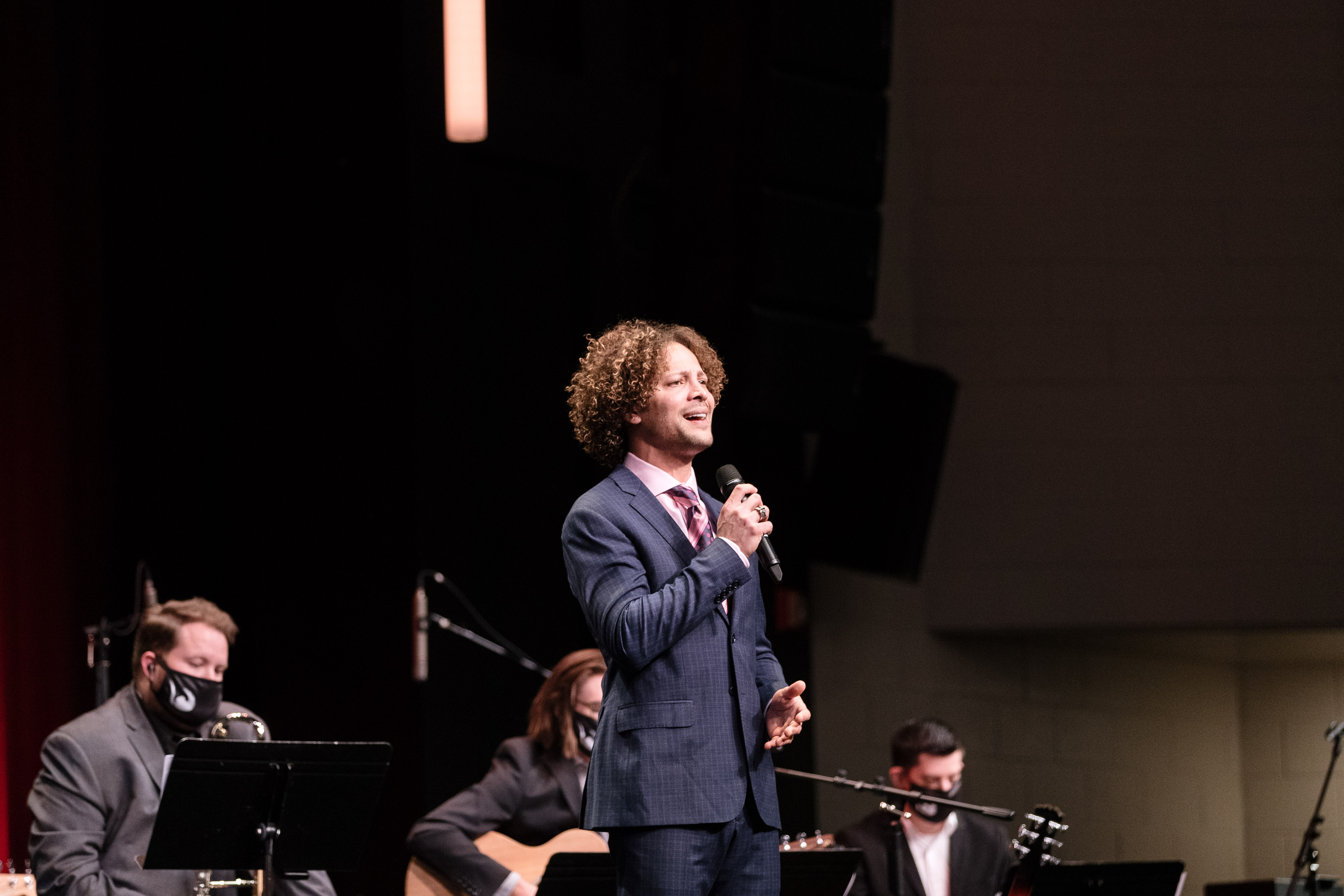 Justin Guarini at A Worthwhile Telethon