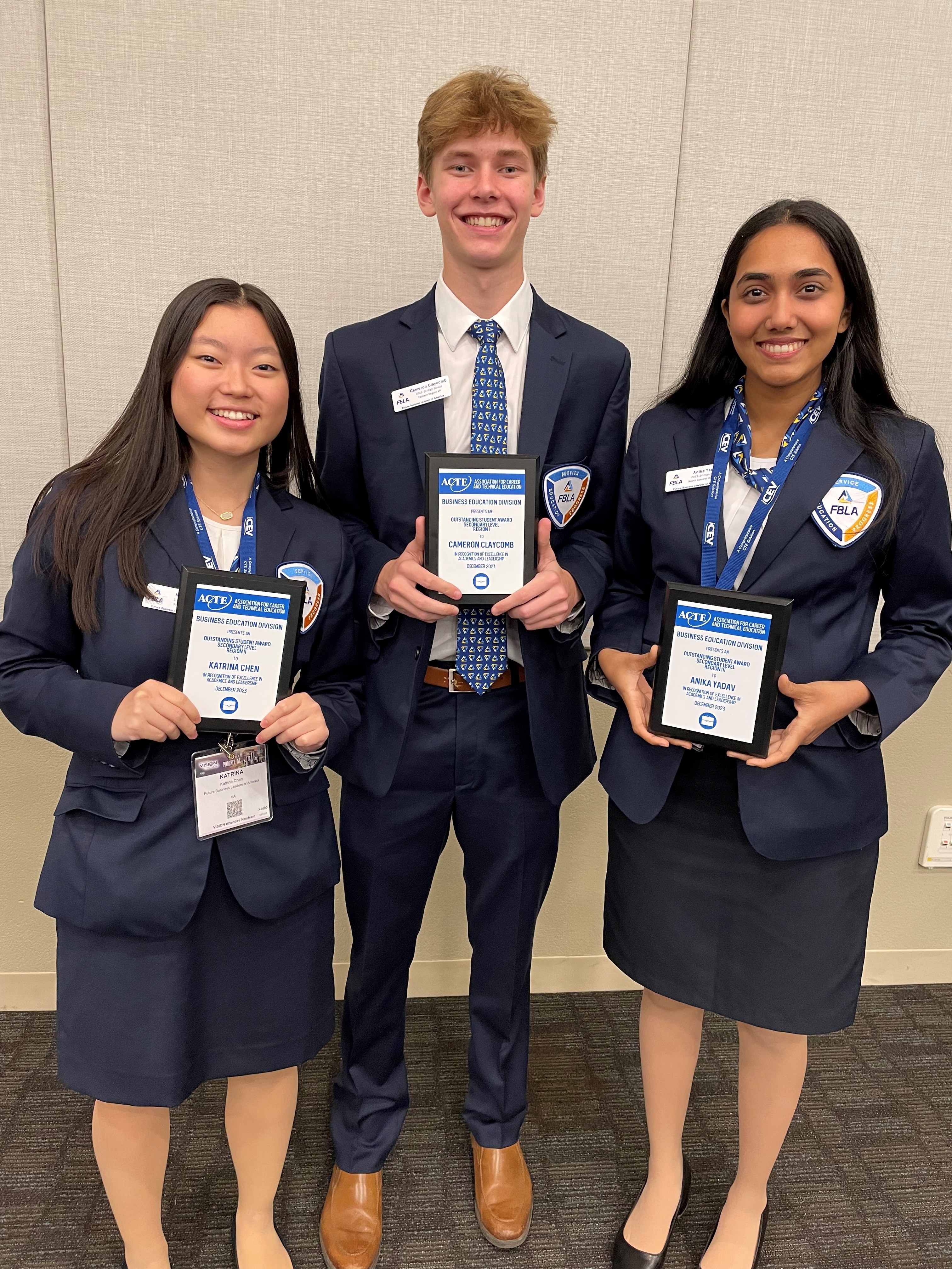 FBLA Members Win Outstanding Business Education Student Awards