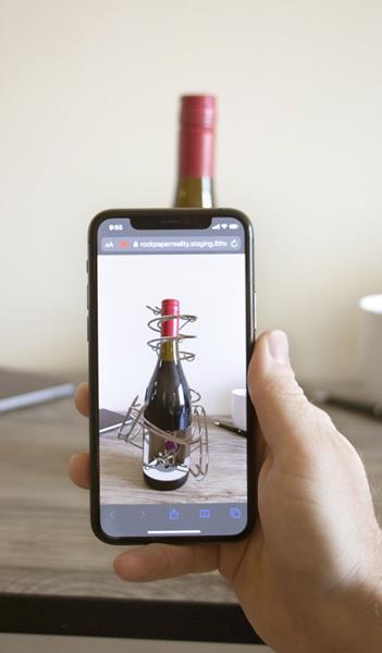 8th Wall Web AR Curved Image Targets for Siduri Wines 