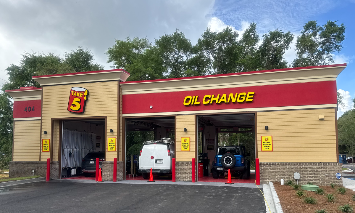 New Take 5 Oil Change in Charleston
