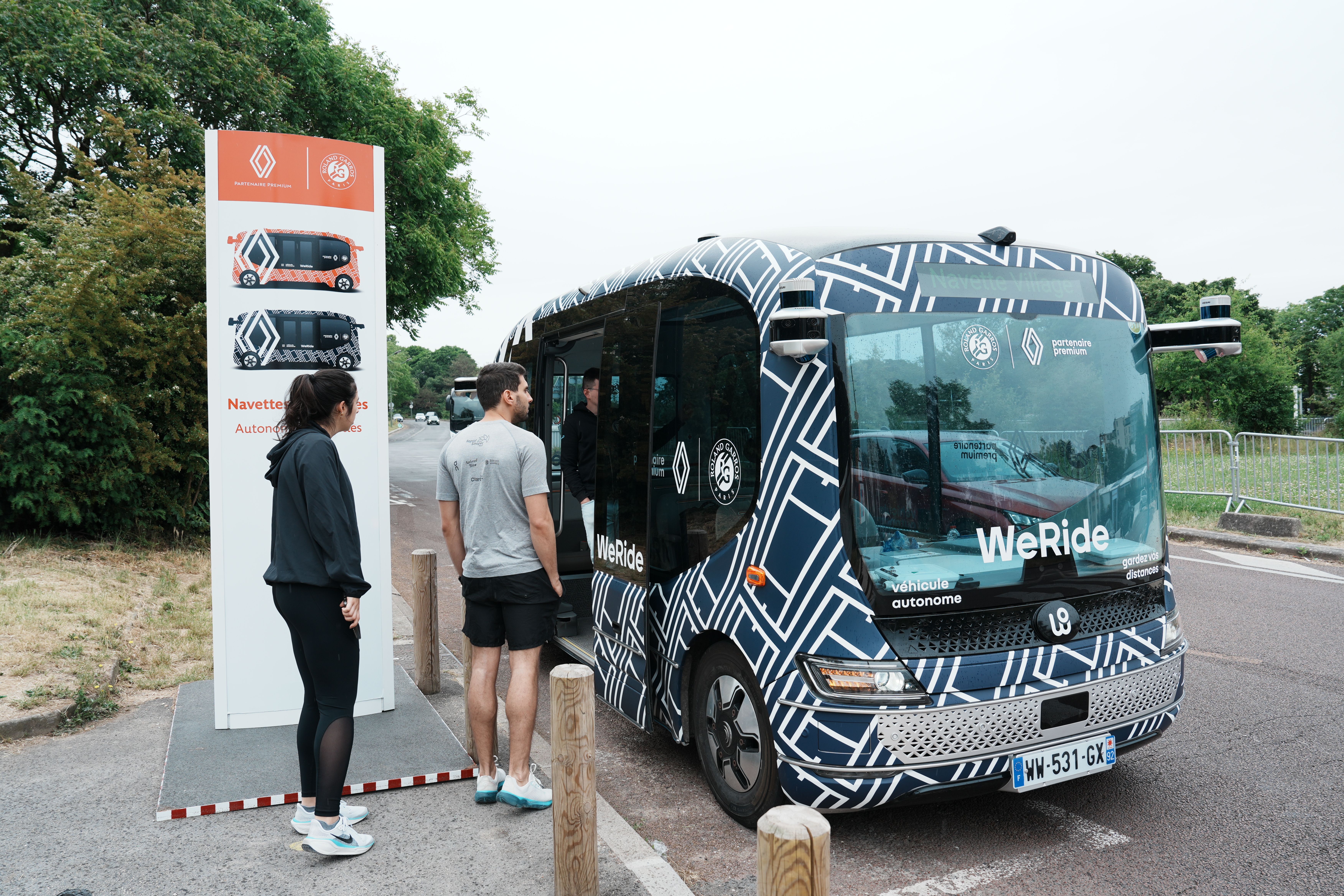 WeRide Teams Up with Renault to Bring Autonomous Shuttle to Roland-Garros Again