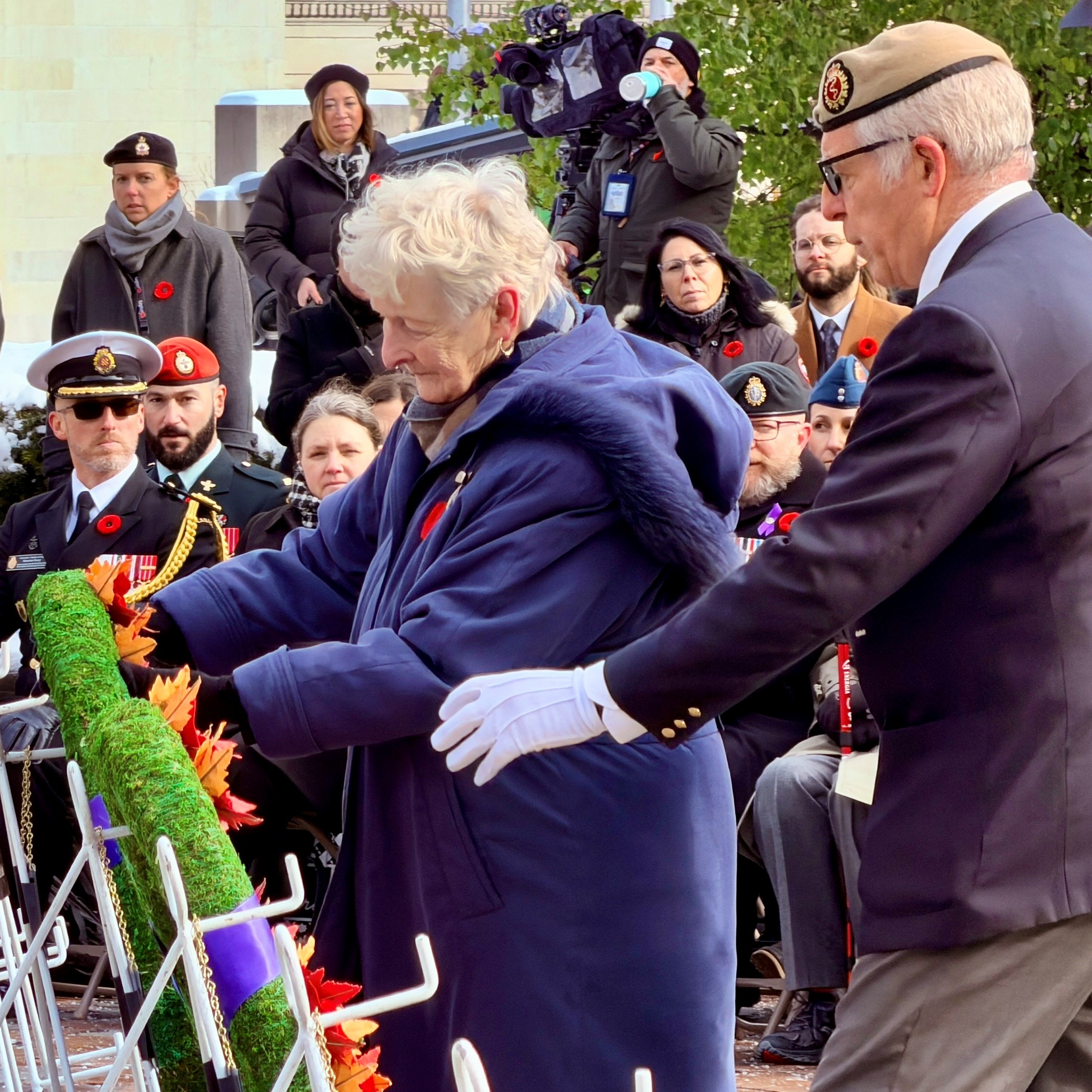 Rday 2025_NSCM places wreath2