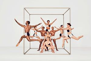 Paul Taylor Dance Company / Photo by Ruven Afandor