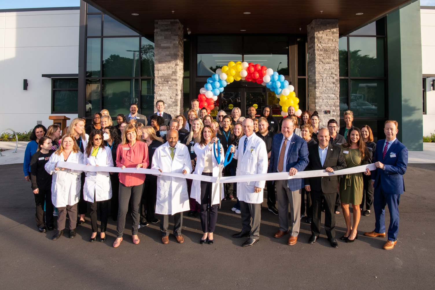 Florida Cancer Specialists holds ribbon cutting celebration for new facility