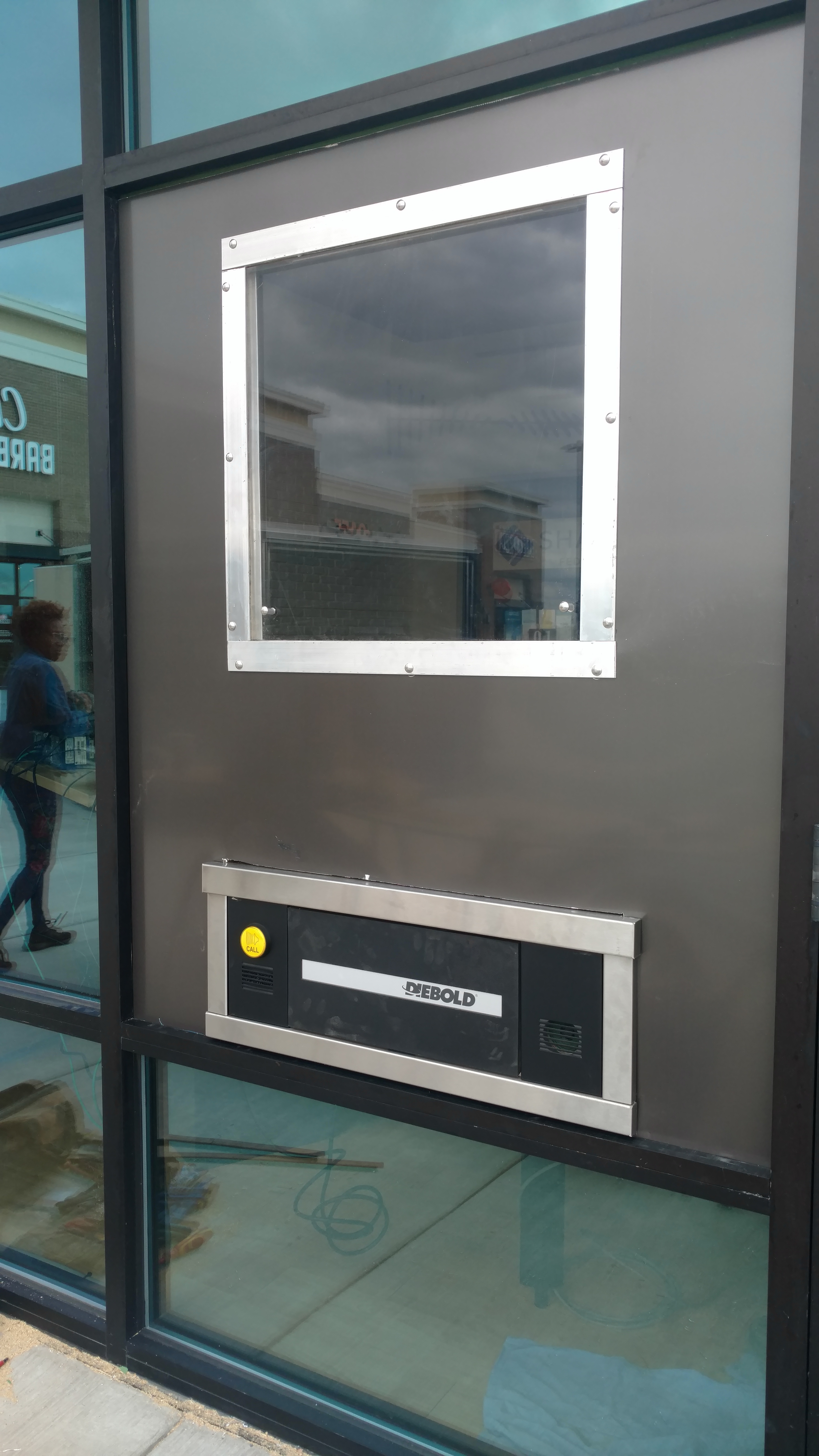 Exterior view of new walk-up window at Sharonview Federal Credit Union's University branch in Charlotte, N.C.