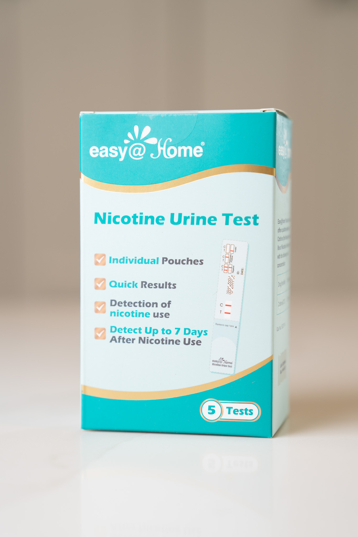 Provides quick and accurate results, detecting nicotine use up to seven days after consumption. Conveniently packaged in individual pouches, it ensures a private and simple testing experience.