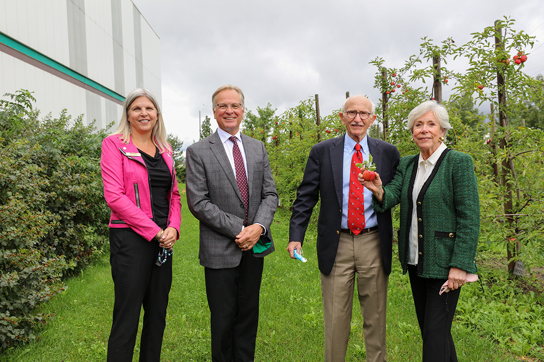 From left to right: Linda Flynn, Don Lovisa, Bob Barrett and Francine Rouleau-Barrett.