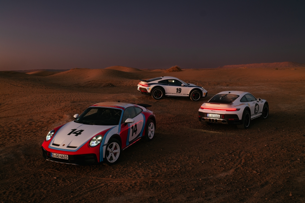 Historic decorative wraps for the 911 Dakar