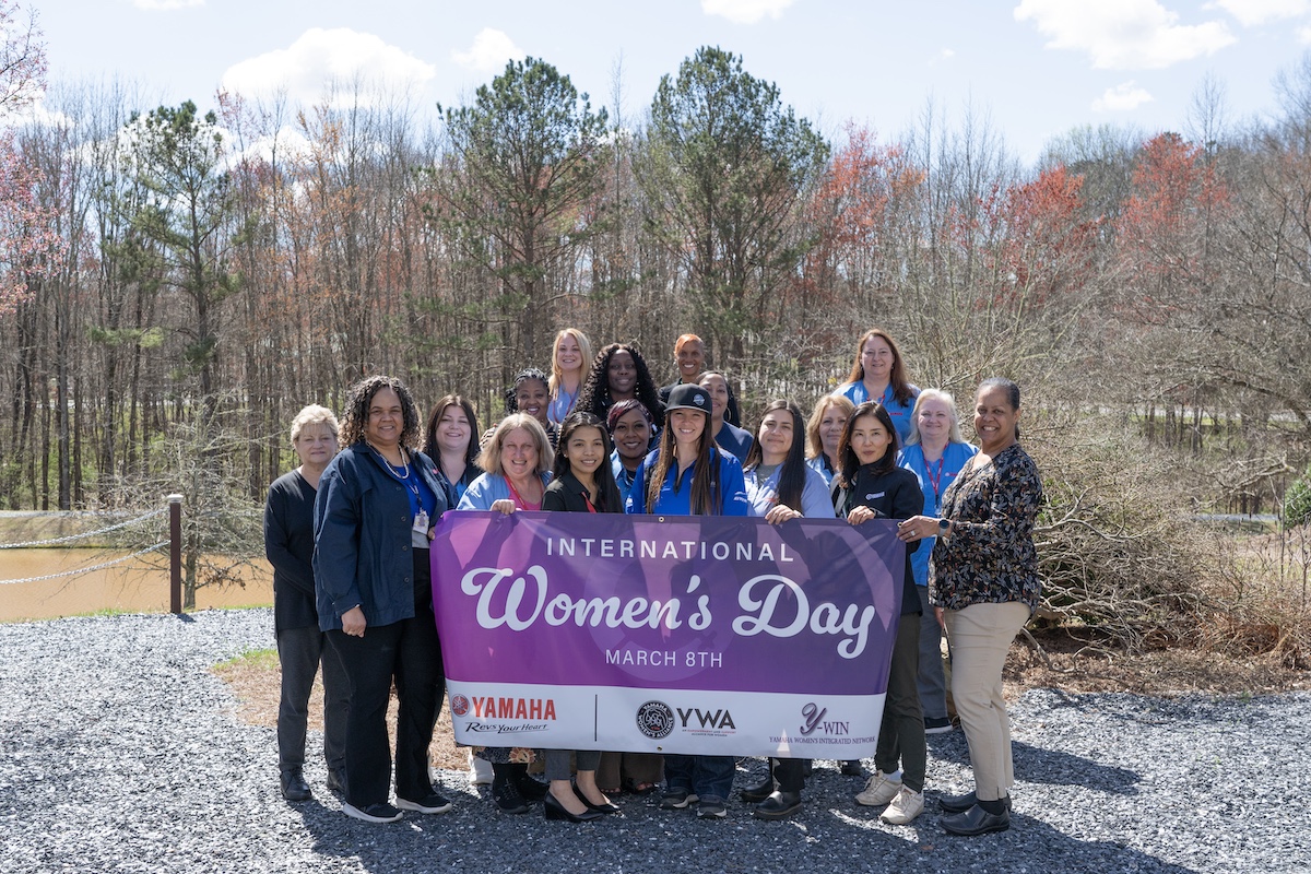 Jessica Elioff recognized International Women’s Day with YMMC staff before securing victory that weekend in a challenging GNCC race at Aonia, GA