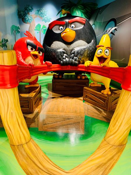 Angry Birds Not So Mini Golf Club at American Dream, Guest Photo Opp