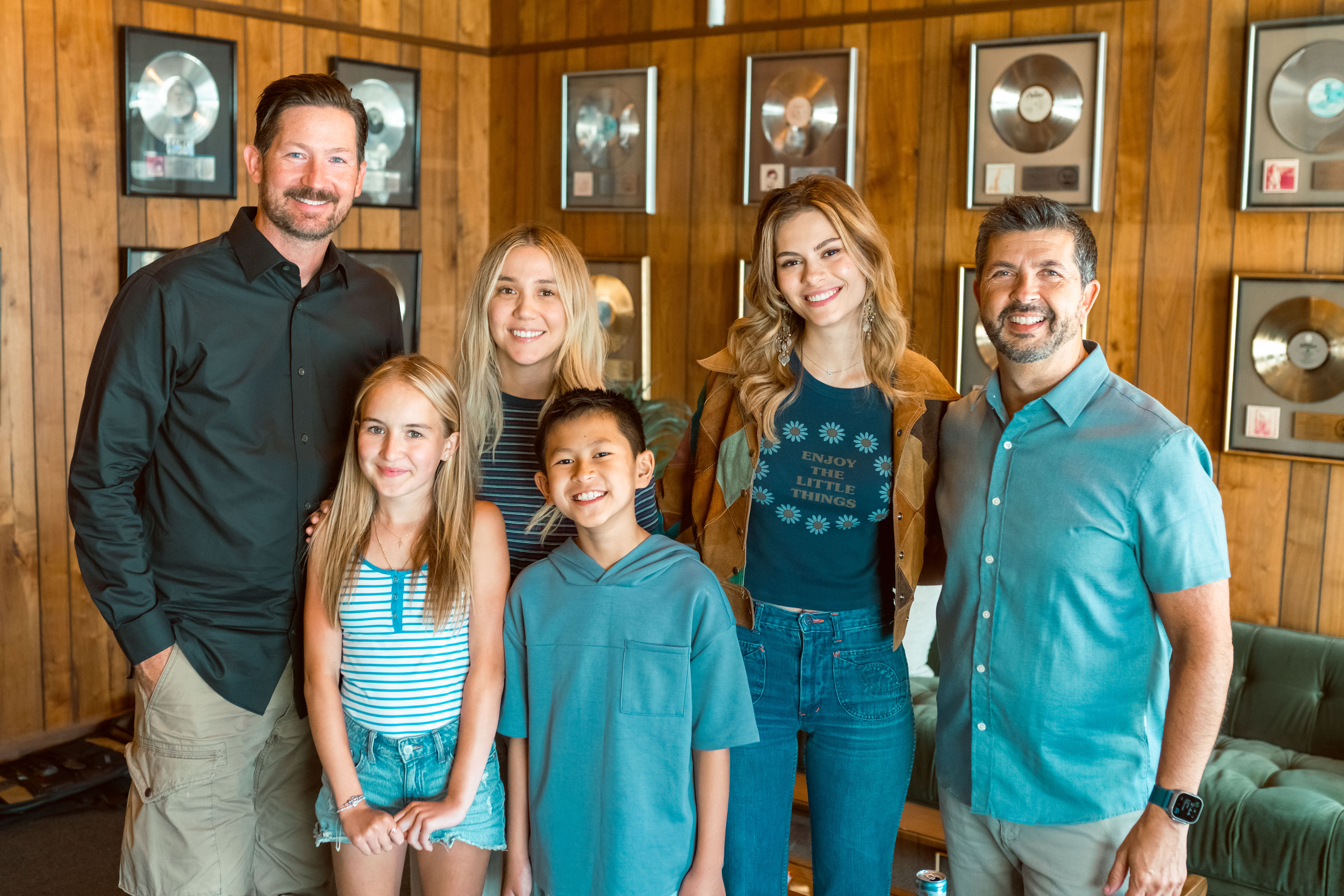 Musicians On Call x Hyundai Hope On Wheels Hope is a Light in the Dark 01 (Photo credit: Dusty Barker)