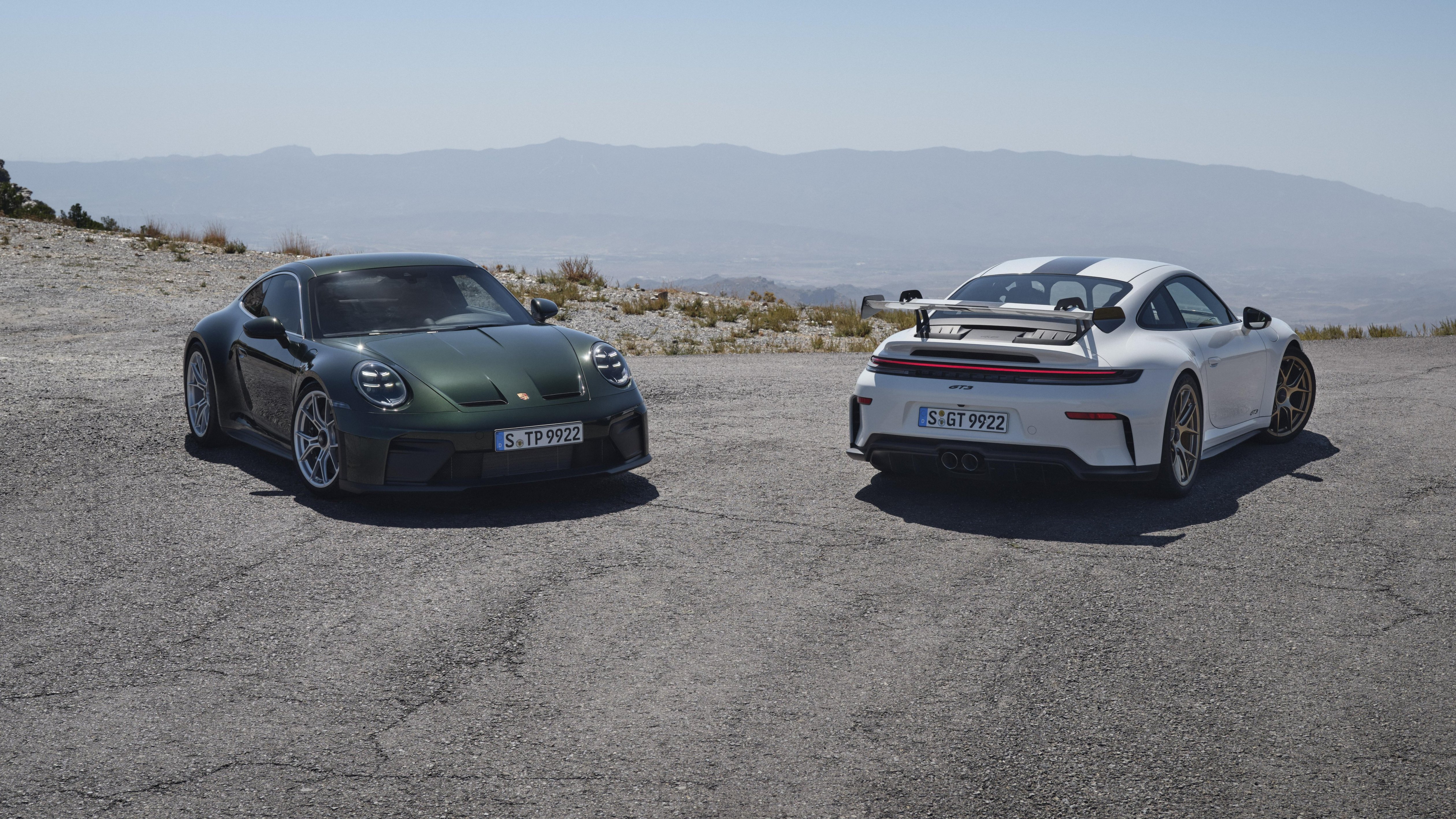 Porsche marks 25th anniversary with double premiere