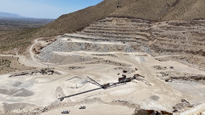 Fig 1a. Sierra Blanca Quarry, Texas