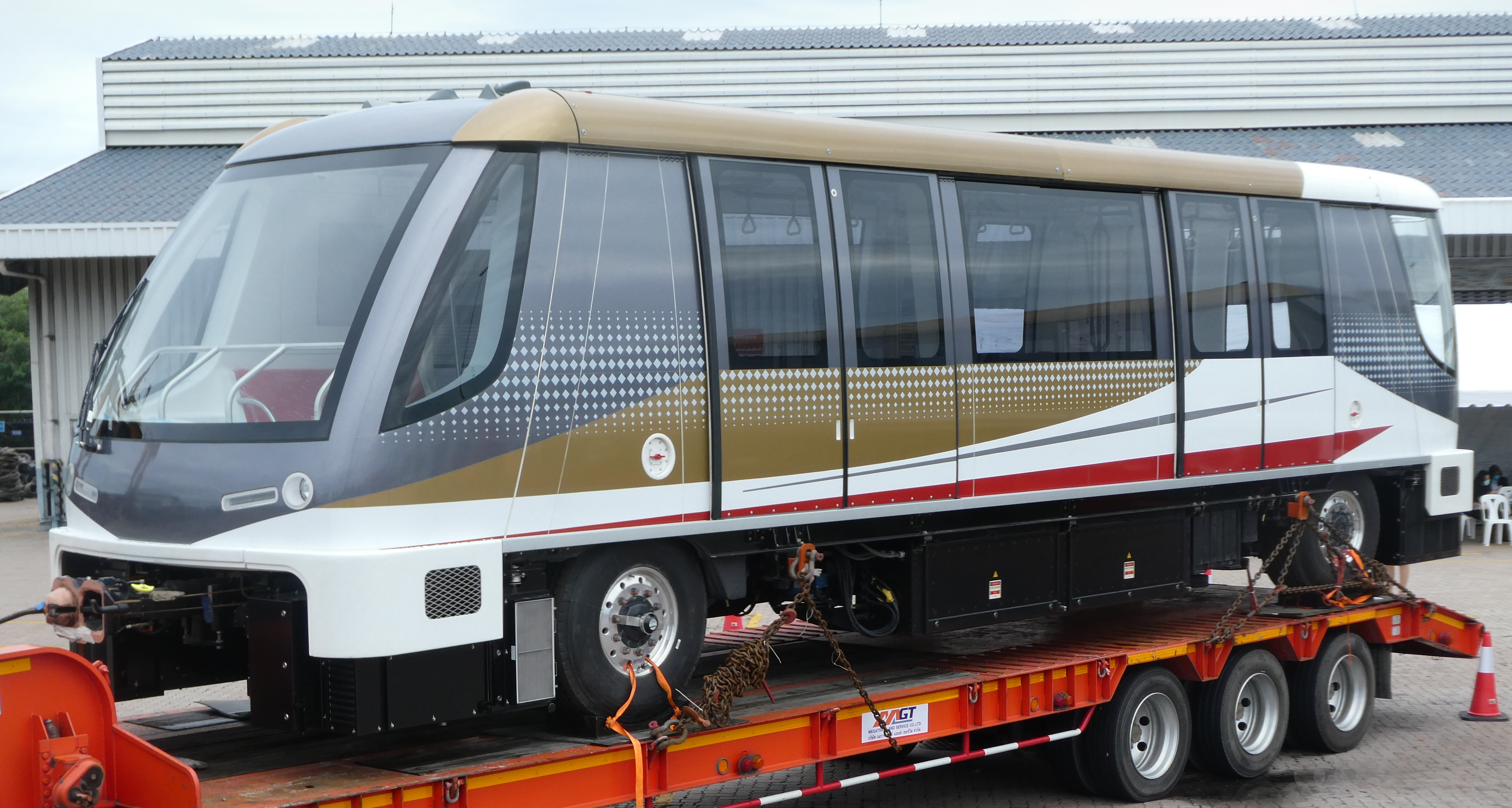 INNOVIA APM vehicle for Gold Line