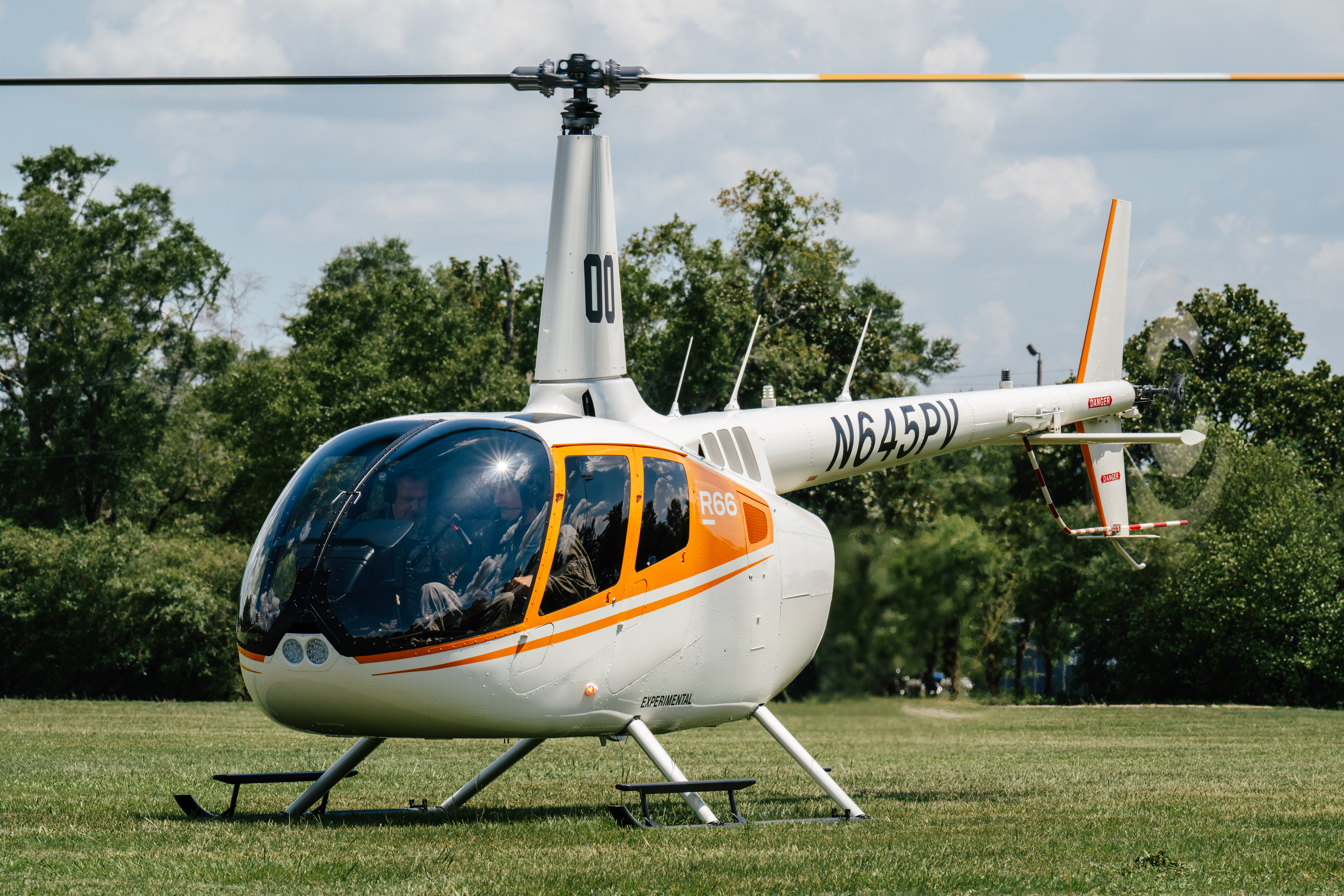 Robinson Helicopter Company R66 Surpasses 2,300 Hours Across U.S. Military Training Fleet in Seven Months