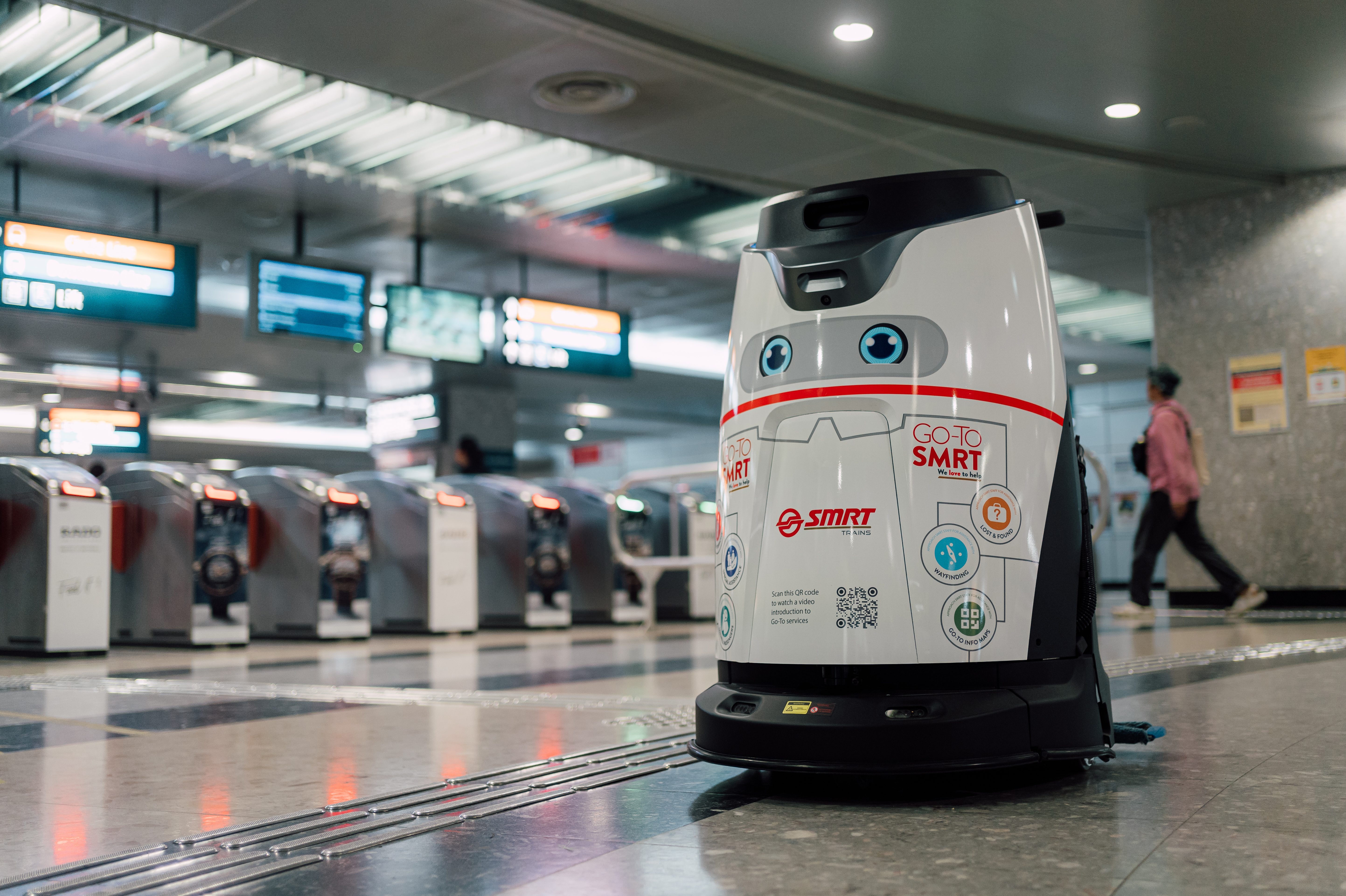 SIMPPLE Robotics at CCL Bayfront MRT station