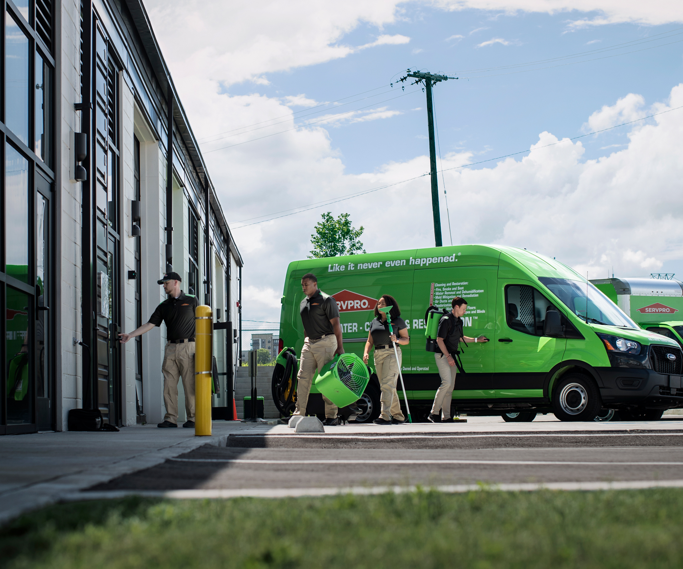 SERVPRO vehicle and crew