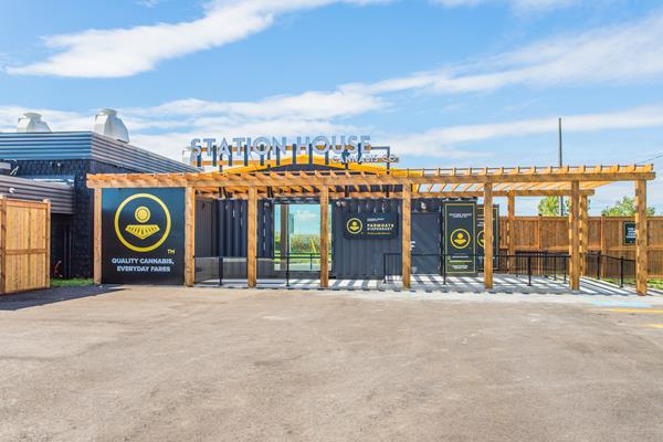 Station House Cannabis Co. farm-gate store located in St. Thomas, ON.