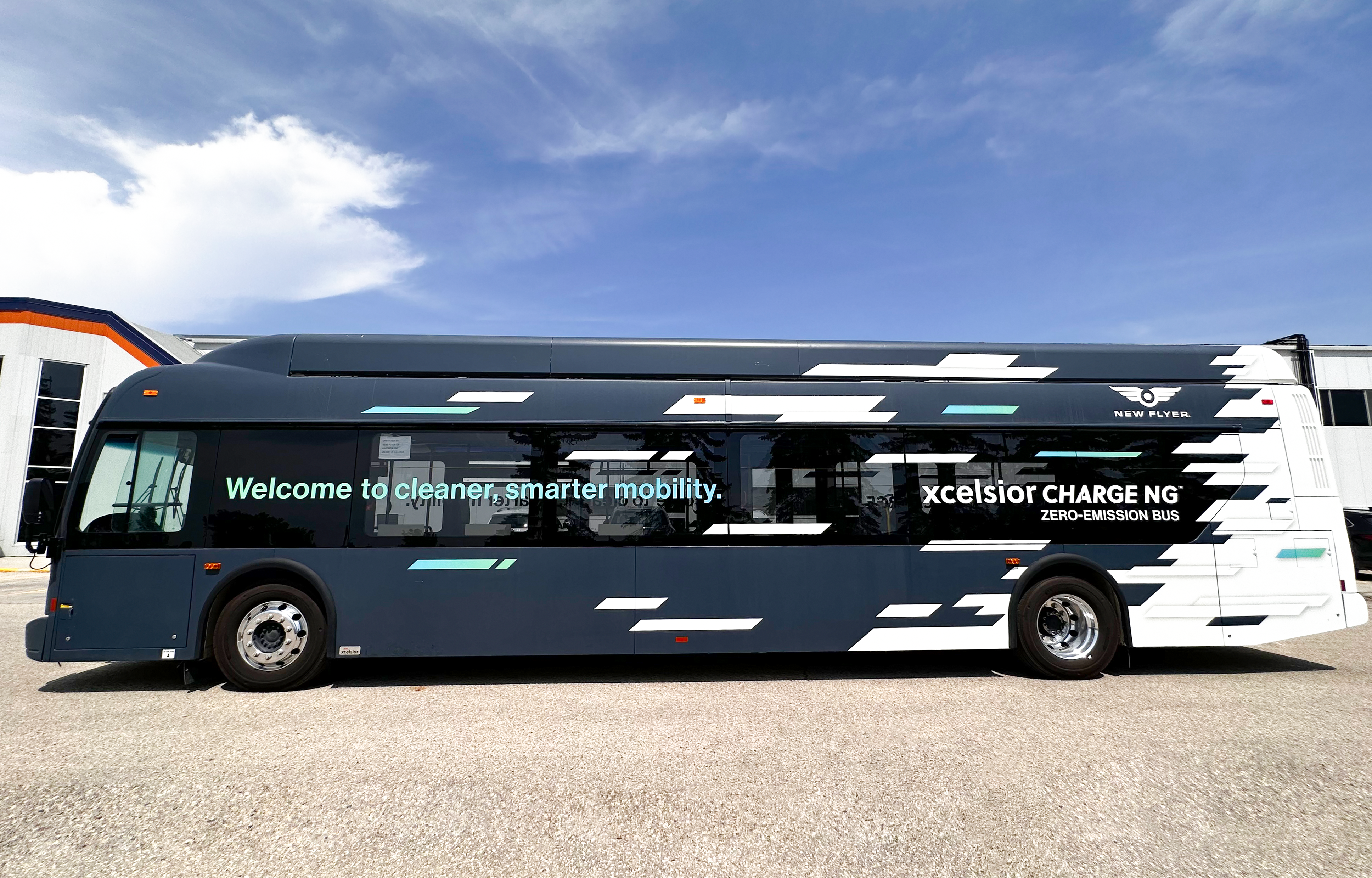 New Flyer Xcelsior CHARGE NG™ zero-emission bus