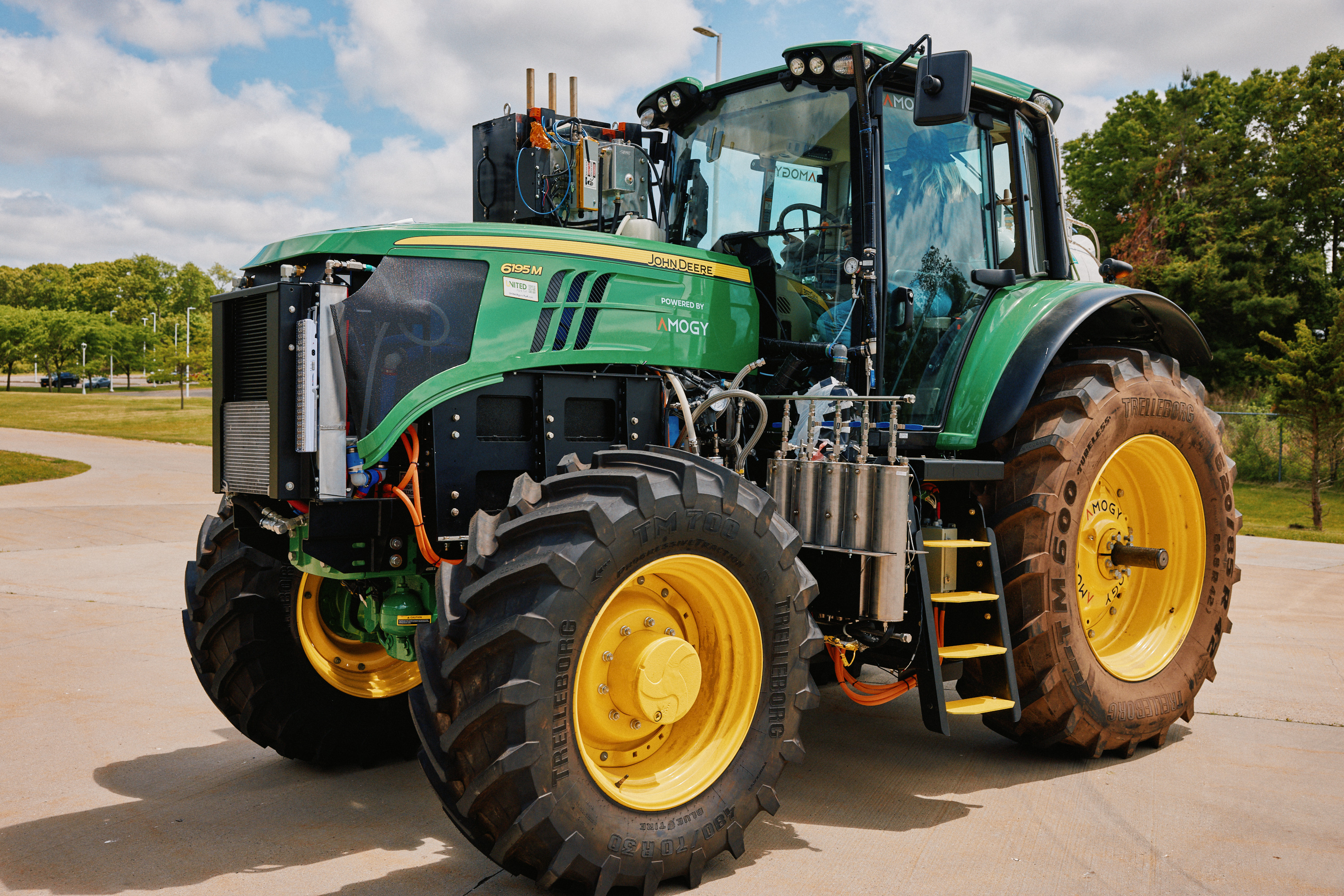 Amogy Demonstrates First Ammonia-Powered, Zero-Emissions Tractor