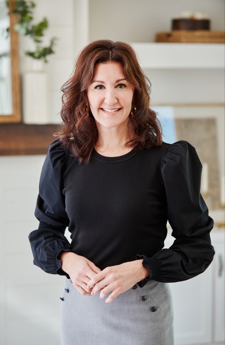 Brenda Tushaus is CEO of RE/MAX Results, serving in Minneapolis the Twin Cities, St.