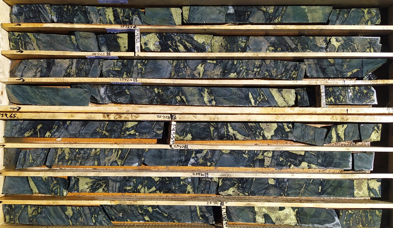 Typical High-Grade Intercept in Hole 39: Tourmaline-altered siltstone clasts set in a chalcopyrite matrix with minor tourmaline and pyrite. SFDH-039, 450.7 to 458.4m. From a 72m interval that averaged 3.47% Cu, 0.71 g/t Au & 100 g/t Ag. Photograph is of a selected interval and is not necessarily representative of mineralisation hosted throughout the property.