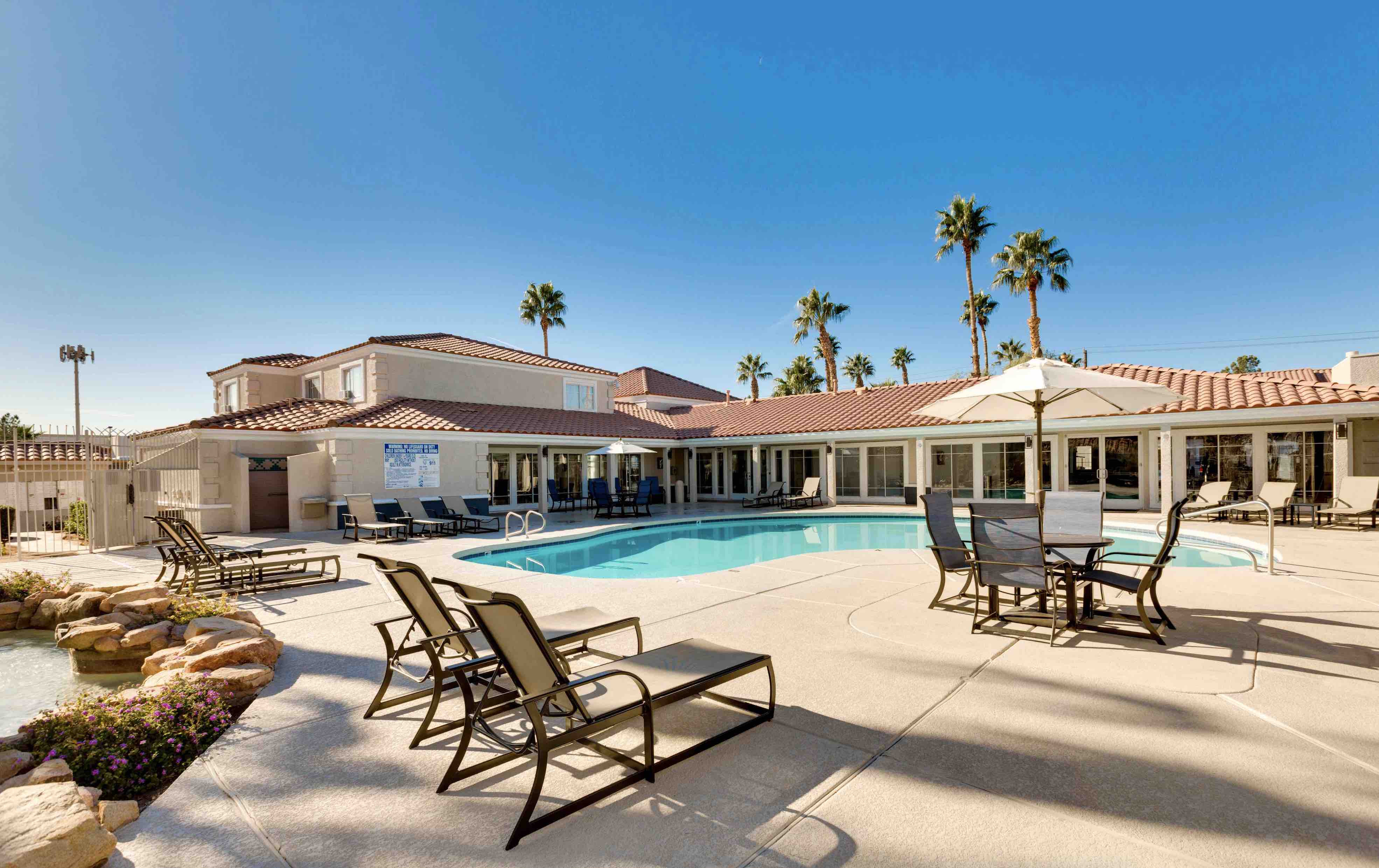 Continental Realty Advisors Loma Vista Apartments Las Vegas