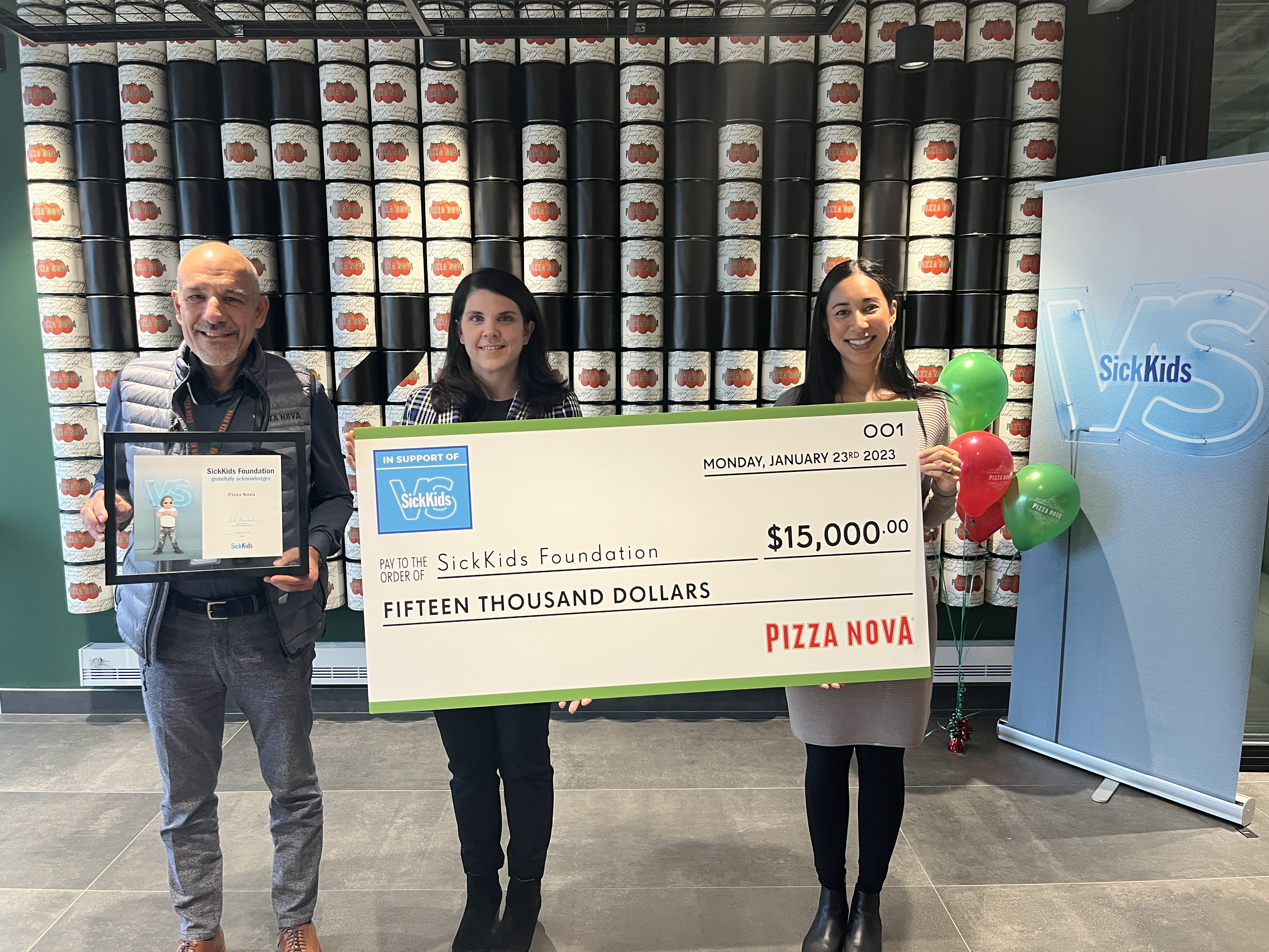 Pizza Nova donates $15,000 to SickKids Foundation